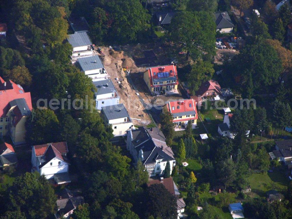 Aerial image Berlin Reinickendorf - 05.10.2005 Berlin-Reinickendorf Wohnsiedlungsneubau der PREMIER-Deutschland GmbH, an der Bondickenstr./Nimrodstr. in Berlin-Reinickendorf