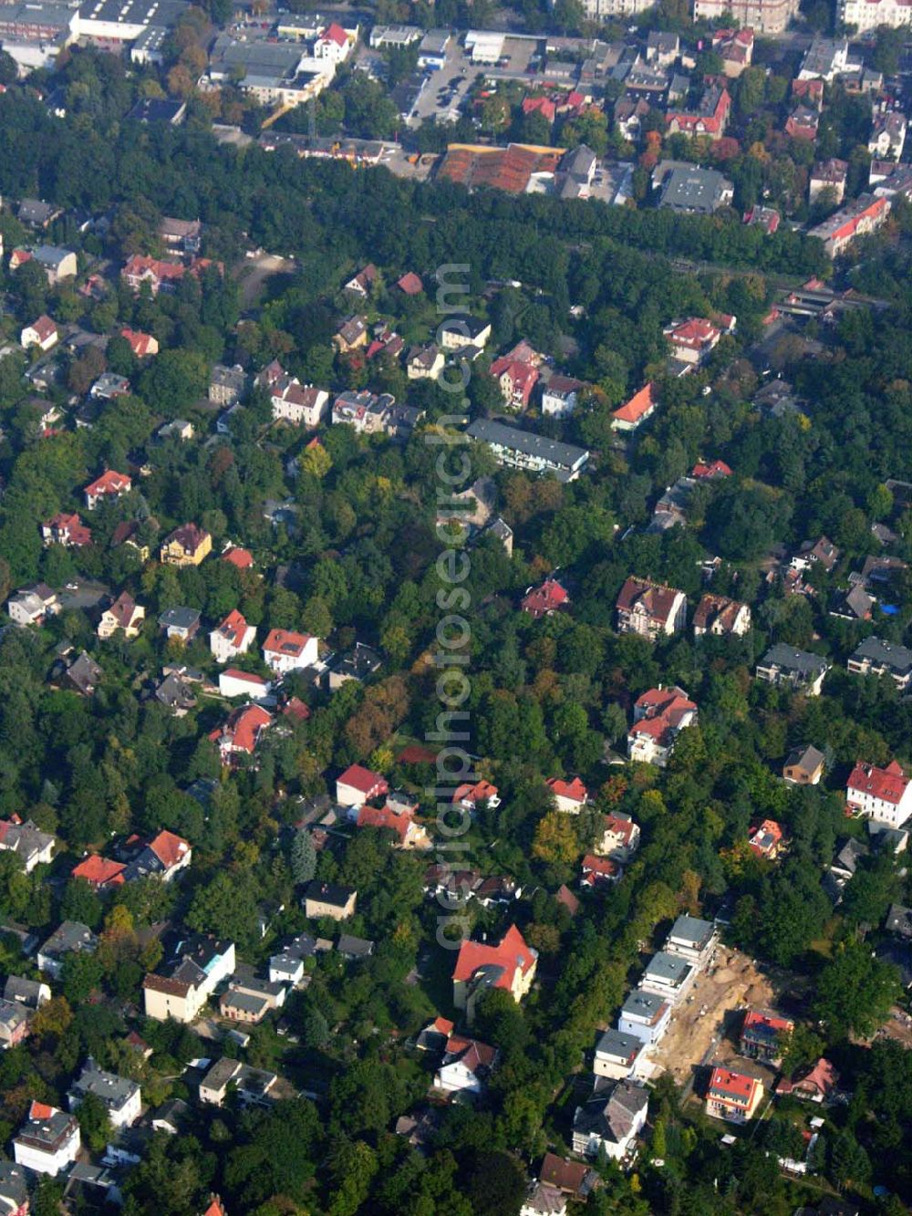 Berlin Reinickendorf from above - 05.10.2005 Berlin-Reinickendorf Wohnsiedlungsneubau der PREMIER-Deutschland GmbH, an der Bondickenstr./Nimrodstr. in Berlin-Reinickendorf