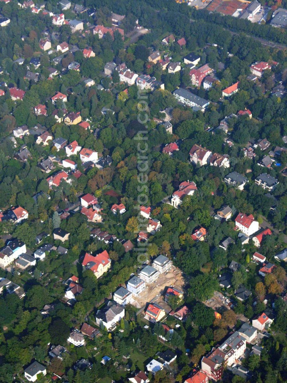 Aerial image Berlin Reinickendorf - 05.10.2005 Berlin-Reinickendorf Wohnsiedlungsneubau der PREMIER-Deutschland GmbH, an der Bondickenstr./Nimrodstr. in Berlin-Reinickendorf