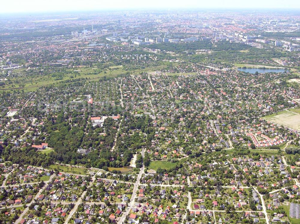 Aerial image Berlin - Blick auf Berlin-Kaulsdorf mit den Projekten der PREMIER Deutschland GmbH