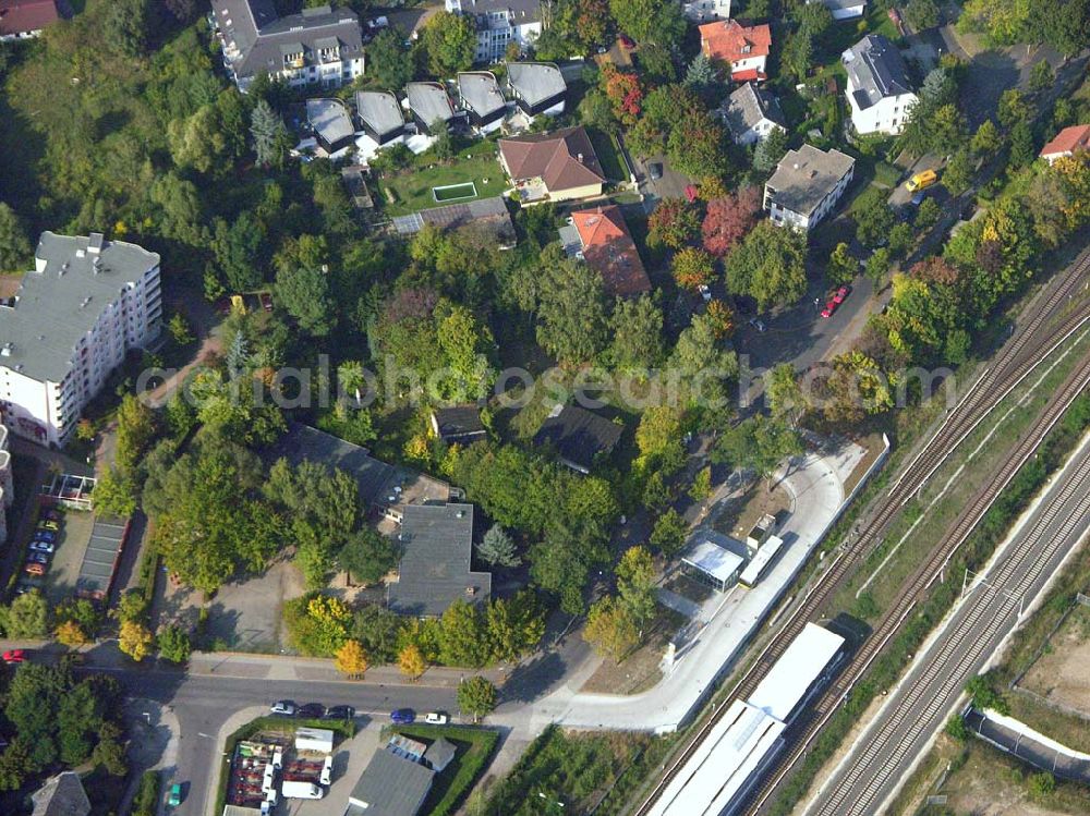 Aerial image Berlin-Lichterfelde - 05.10.2005 Berlin-Lichterfelde Planungsfläche für einen Wohnsiedlungsneubau der PREMIER-Deutschland GmbH, an der Fürstenstraße 22 a, in Berlin-Lichterfelde