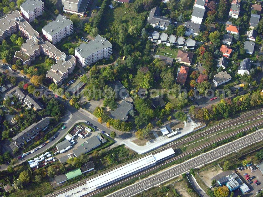 Aerial photograph Berlin-Lichterfelde - 05.10.2005 Berlin-Lichterfelde Planungsfläche für einen Wohnsiedlungsneubau der PREMIER-Deutschland GmbH, an der Fürstenstraße 22 a, in Berlin-Lichterfelde