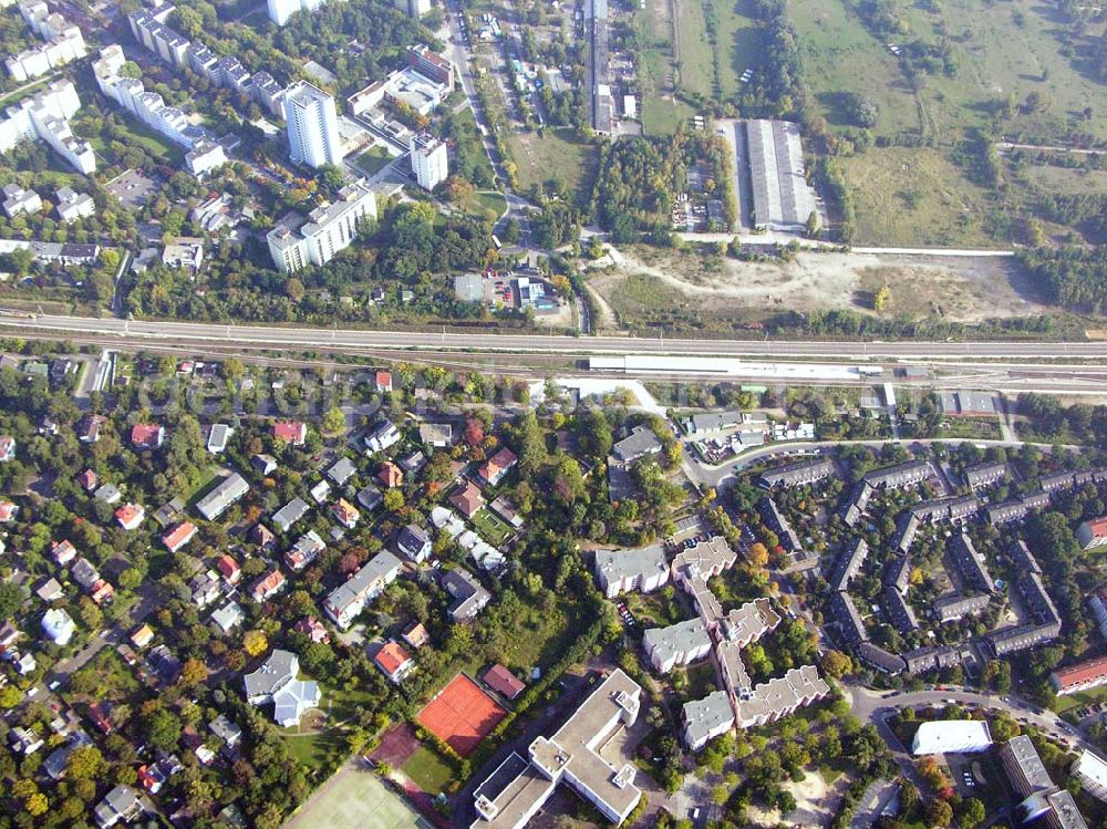 Berlin-Lichterfelde from above - 05.10.2005 Berlin-Lichterfelde Planungsfläche für einen Wohnsiedlungsneubau der PREMIER-Deutschland GmbH, an der Fürstenstraße 22 a, in Berlin-Lichterfelde