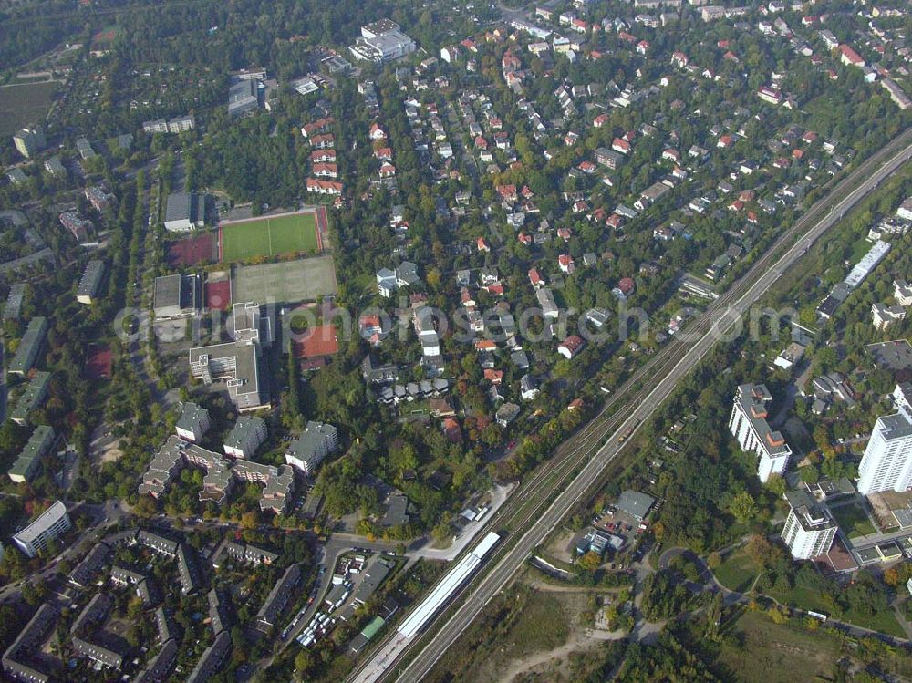 Berlin-Lichterfelde from above - 05.10.2005 Berlin-Lichterfelde Planungsfläche für einen Wohnsiedlungsneubau der PREMIER-Deutschland GmbH, an der Fürstenstraße 22 a, in Berlin-Lichterfelde