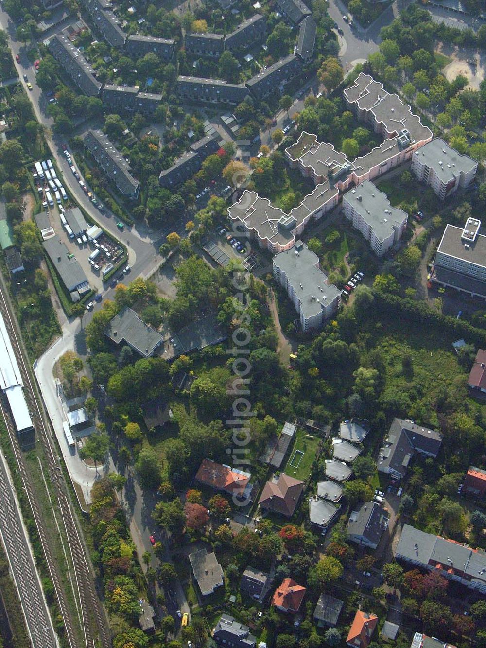 Berlin-Lichterfelde from above - 05.10.2005 Berlin-Lichterfelde Planungsfläche für einen Wohnsiedlungsneubau der PREMIER-Deutschland GmbH, an der Fürstenstraße 22 a, in Berlin-Lichterfelde