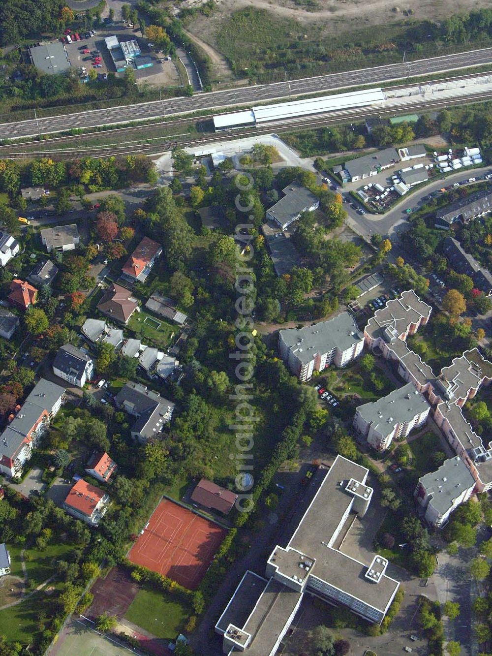 Aerial image Berlin-Lichterfelde - 05.10.2005 Berlin-Lichterfelde Planungsfläche für einen Wohnsiedlungsneubau der PREMIER-Deutschland GmbH, an der Fürstenstraße 22 a, in Berlin-Lichterfelde