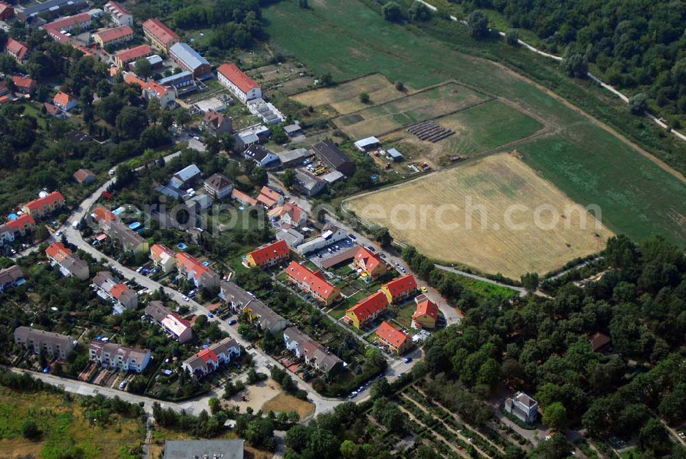 Aerial image Berlin - Wohnsiedlungsneubau der PREMIER-Deutschland GmbH, an der Dorfstr. Am Alten Dorfanger in Berlin-Kaulsdorf