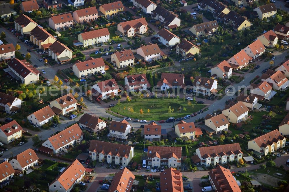 Aerial photograph Schildow - Residential development area on Pfaffenwald in Schildow in Brandenburg