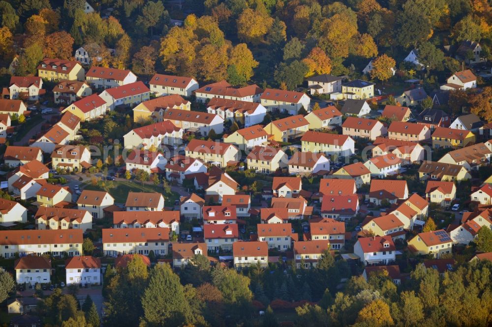 Aerial photograph Schildow - Residential development area on Pfaffenwald in Schildow in Brandenburg