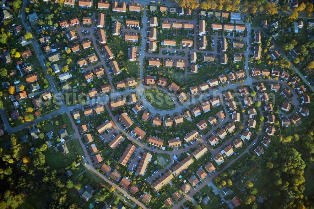 Schildow from the bird's eye view: Residential development area on Pfaffenwald in Schildow in Brandenburg