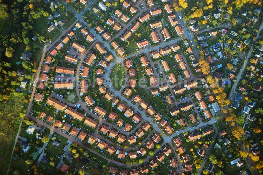 Aerial photograph Schildow - Residential development area on Pfaffenwald in Schildow in Brandenburg