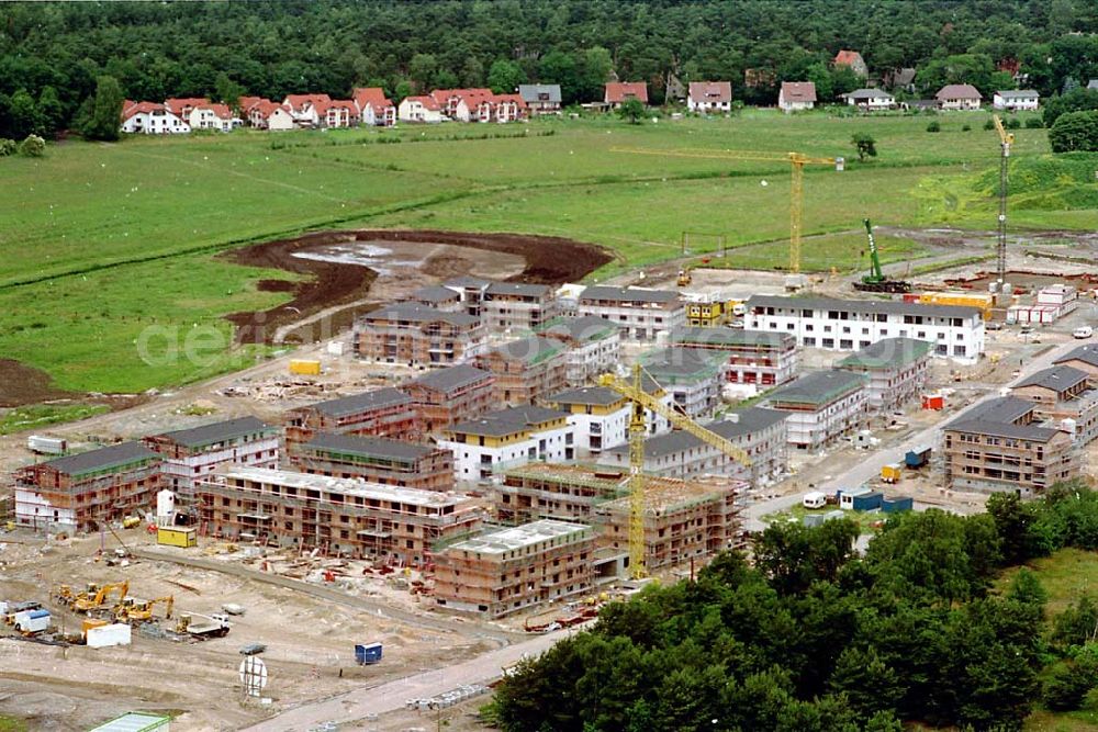 Bergholz-Rehbrücke from the bird's eye view: 27.06.1995 Wohnungsbau Bergholz-Rehbrücke