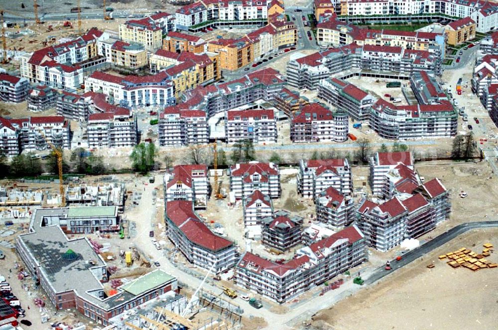 Aerial image Berlin - 30.04.1995 Wohnungsbau Kirchsteigfeld