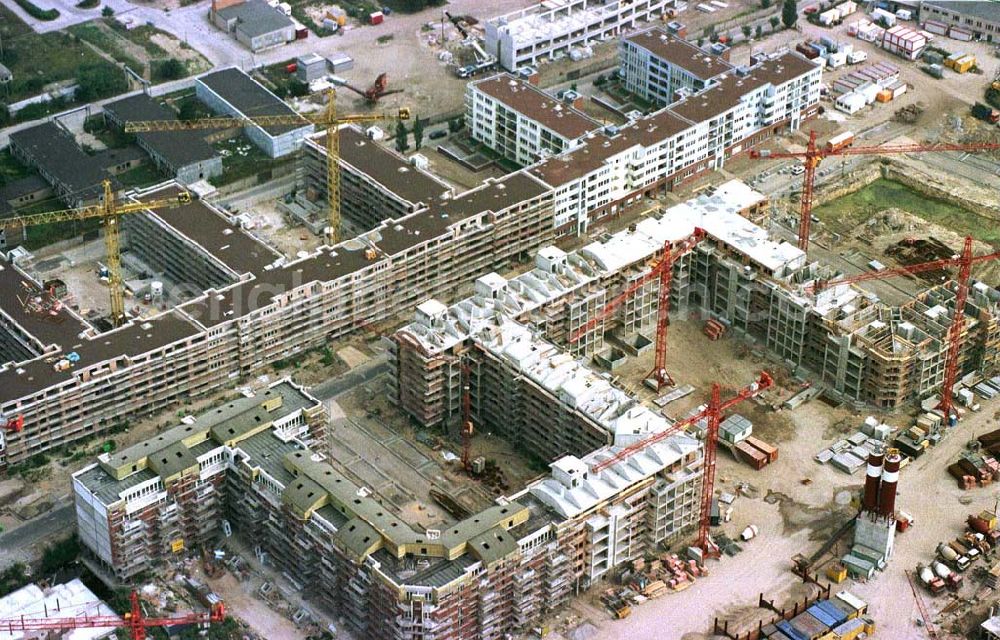 Aerial photograph Berlin - Wohnungsbau Landsberger Allee