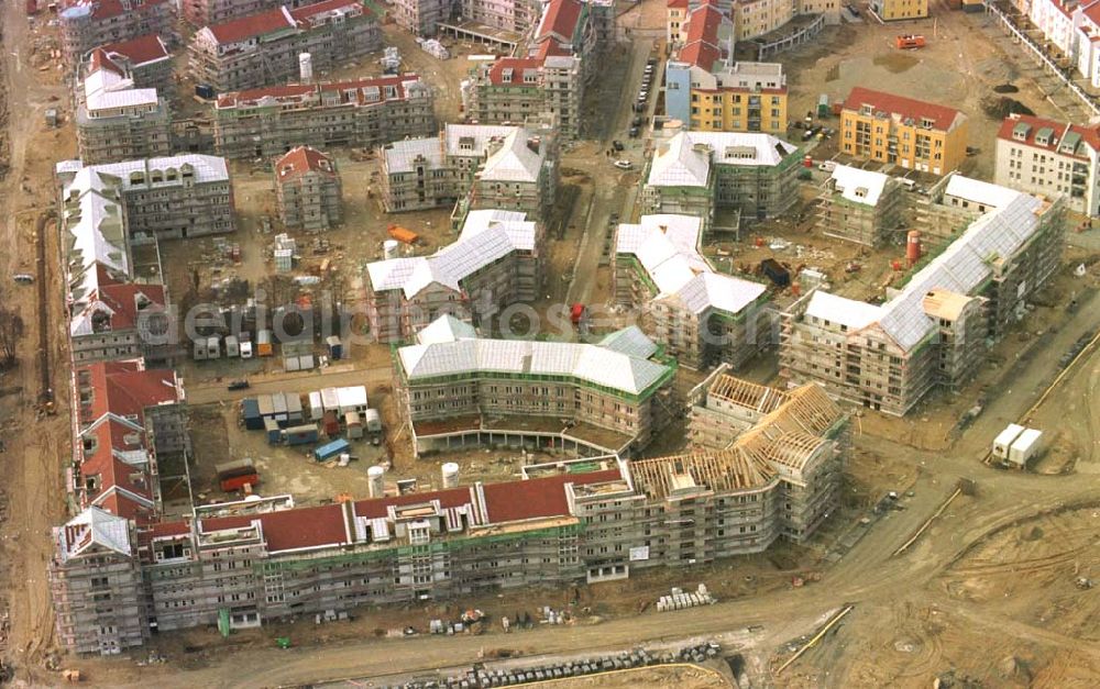 Potsdam from the bird's eye view: 12.02.94 Wohnungsbau in Potsdam am Kirchsteigfeld