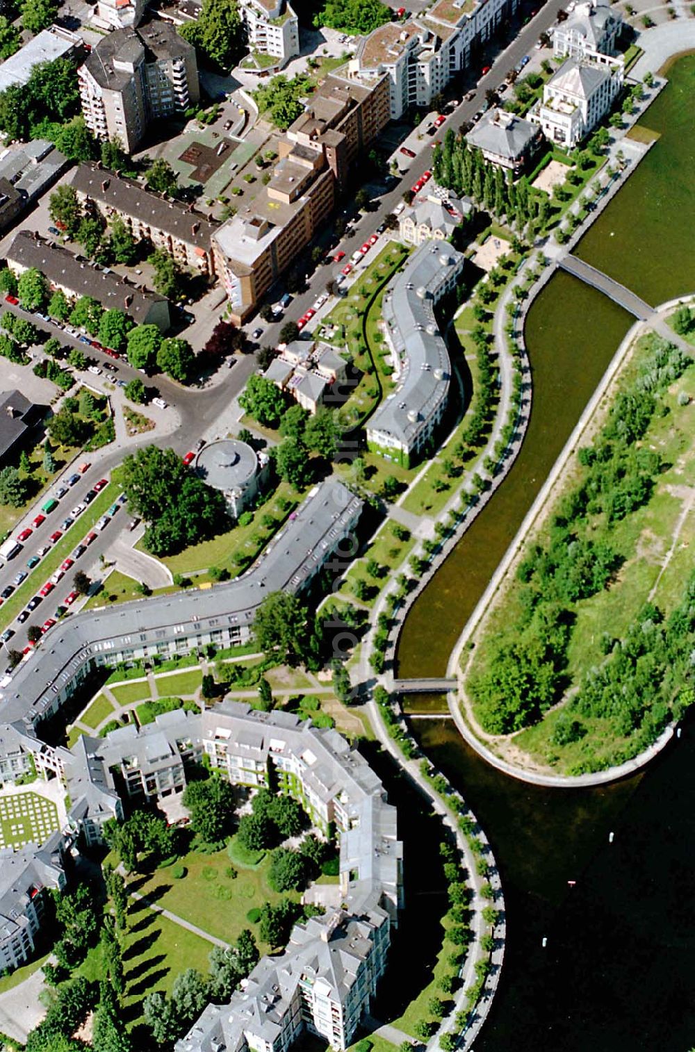 Berlin from above - 30.06.1995 Wohnungsbauamt Tegeler Hafen