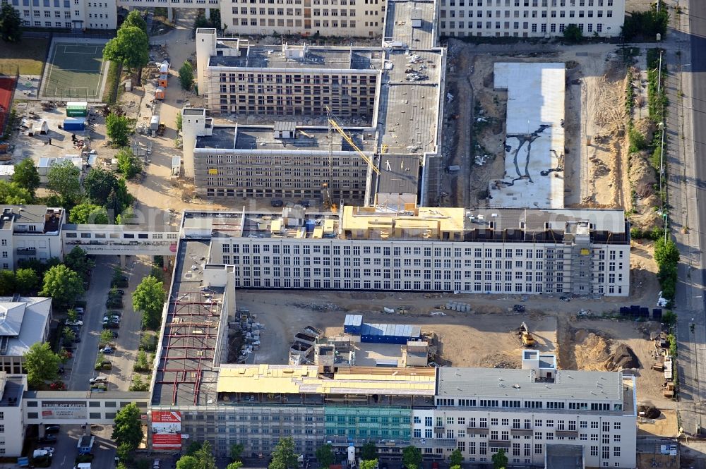 Berlin from above - Lesley Lofts residential project on the grounds of the former Telefunken works and later that of the former U.S. Army Headquarters, McNair Barracks at Platz des 4. Juli between Goerzallee and Osteweg in Berlin Lichterfelde