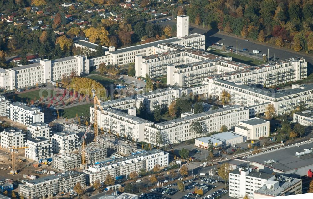 Aerial image Berlin - Apartment construction project GreenLofts Monroe Park on the former american Mc Nair barracks in Berlin-Lichterfeld