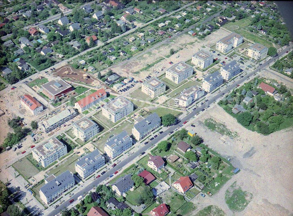 Berlin - Buchholz from the bird's eye view: Wohnungsneubau an der Blankenfelder Straße in Berlin-Buchholz ( Stadtbezirk Berlin-Pankow).