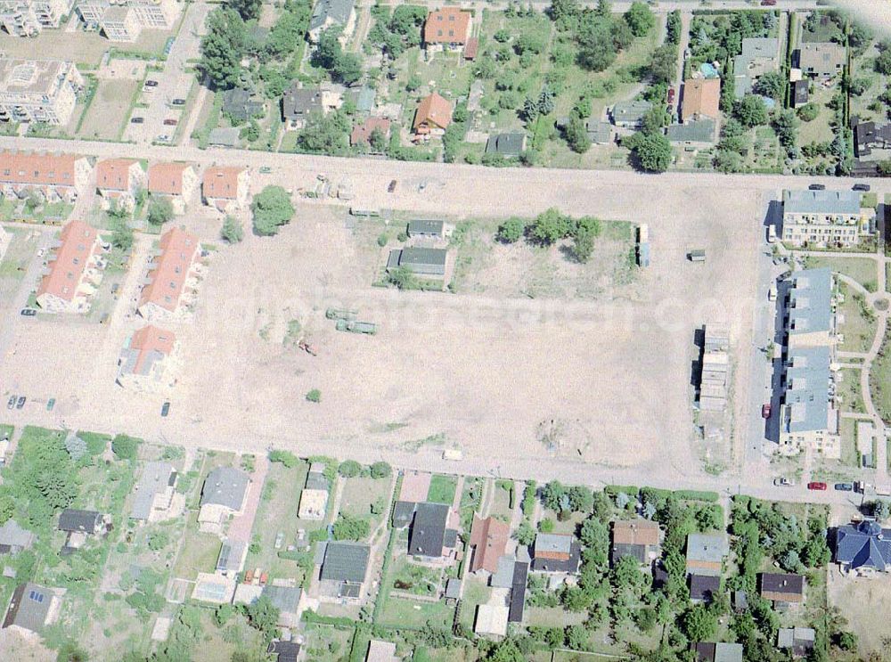 Berlin from the bird's eye view: Wohnungsneubau an der Blankenfelder Straße in Berlin-Buchholz ( Stadtbezirk Berlin-Pankow).