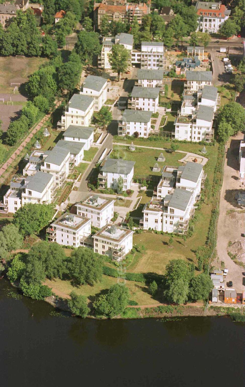 Potsdam / Glienicker Horn from above - Wohnungsneubau am Glienicker Horn