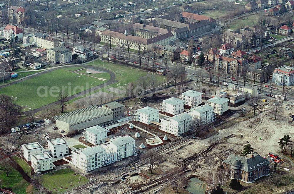 Potsdam from the bird's eye view: 06.03.1995 Wohnungsneubau am Glienicker Horn an der Glienicker Brücke