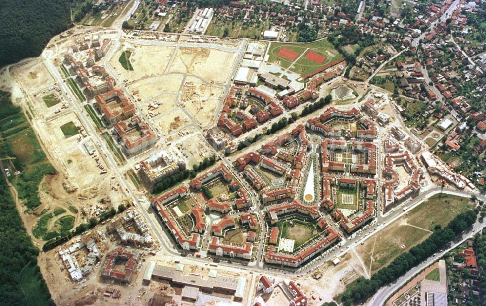 Potsdam-Kirchsteigfeld from above - Wohnungsneubaugebiet Potsdam-Kirchsteigfeld aus 10.000 ft Flughöhe