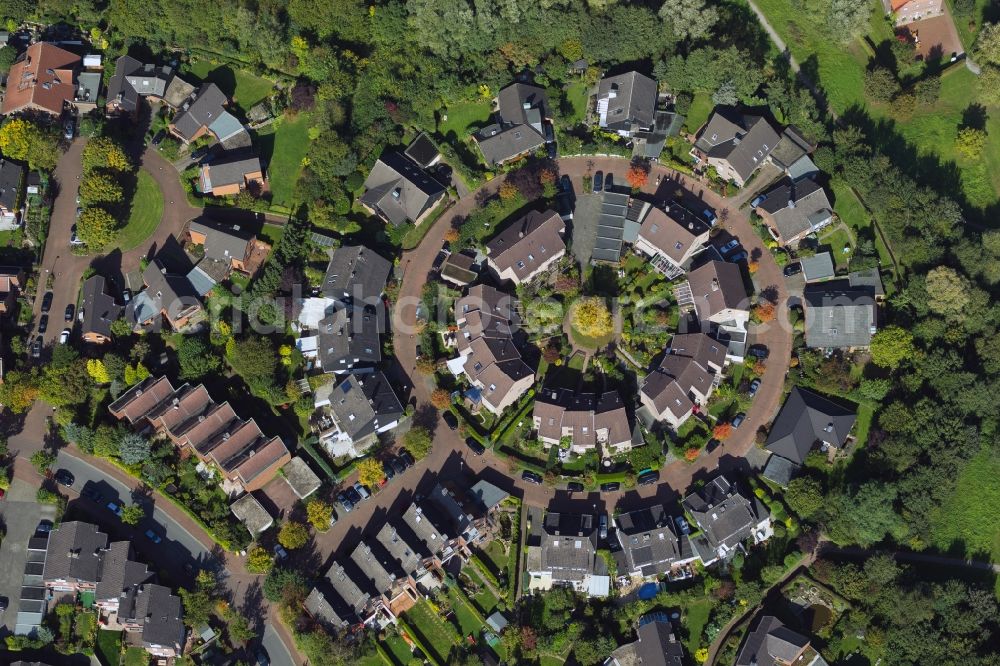 Gelsenkirchen from the bird's eye view: View onto a housing area in the district Erle of Gelsenkirchen in the state North Rhine-Westphalia