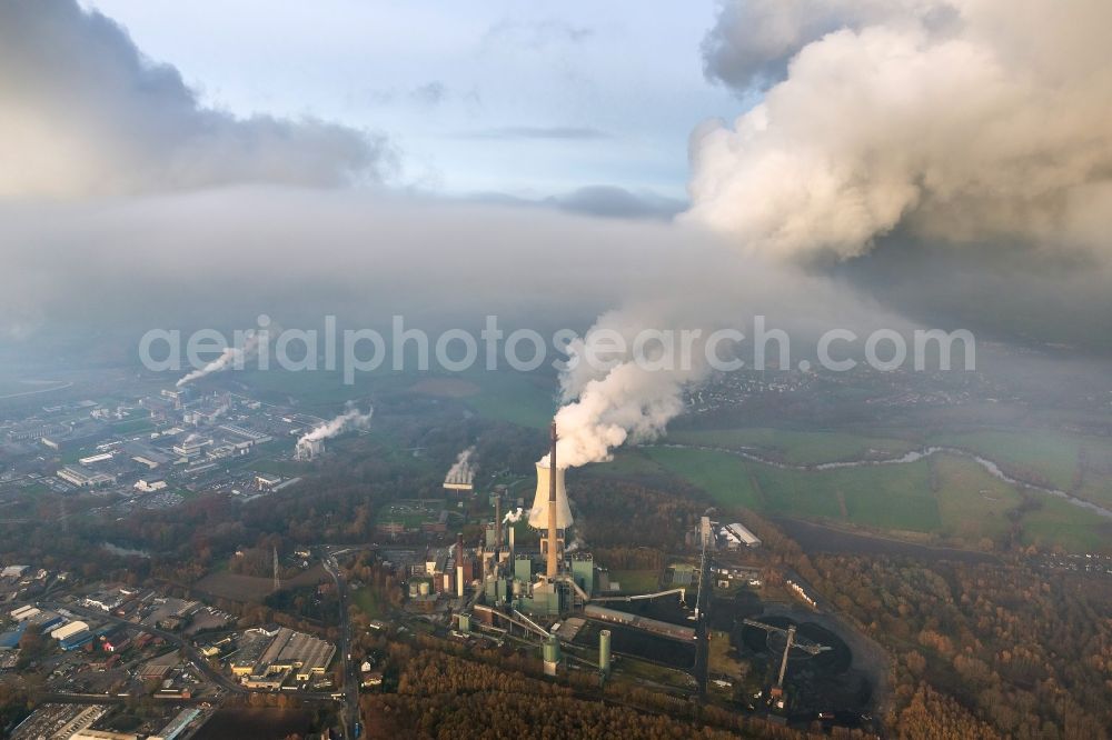 Lünen from above - The power plant Lünen is a coal-fired power plant in the district of Unna in North Rhine-Westphalia. The operator is STEAG. The power plant was built in 1938