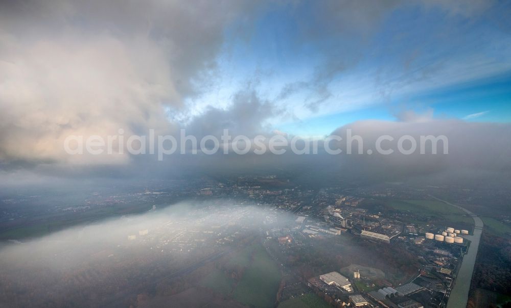 Lünen from the bird's eye view: The power plant Lünen is a coal-fired power plant in the district of Unna in North Rhine-Westphalia. The operator is STEAG. The power plant was built in 1938