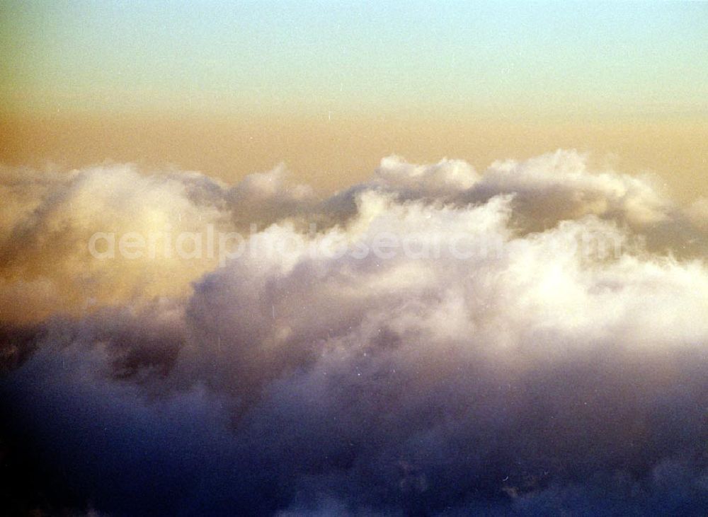 Über dem Thüringer Wald from above - Wolken über dem Thüringer Wald 10.12.02