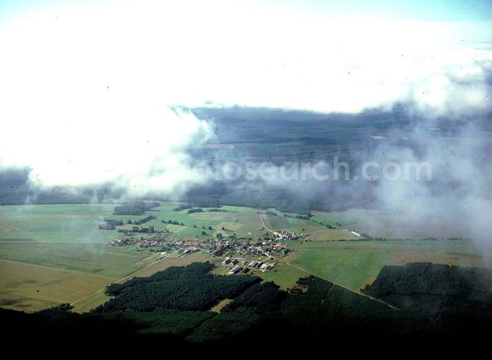 Aerial image Wollin / SA - Wollin - östlich von Magdeburg aus 5000ft Höhe