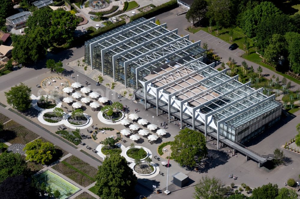 Erfurt from the bird's eye view: Wuesten- and Urwaldhaus Danakil in egapark in the district Hochheim in Erfurt in the state Thuringia, Germany