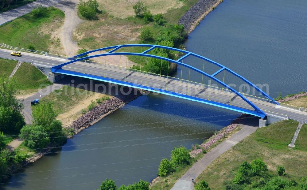 Wusterwitz from the bird's eye view: Bridge Wusterwitz at the Elbe-Havel-Canal in the state Brandenburg