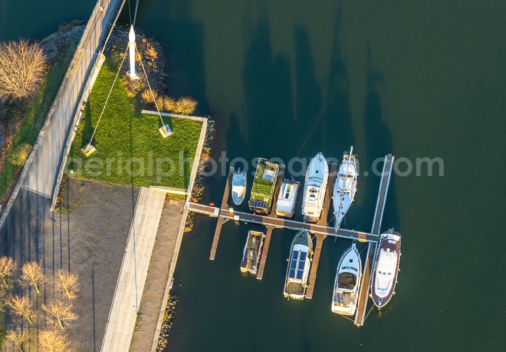 Gelsenkirchen from above - Pleasure boat marina with docks and moorings on the shore area des Rhein-Herne-Kanal in Gelsenkirchen at Ruhrgebiet in the state North Rhine-Westphalia