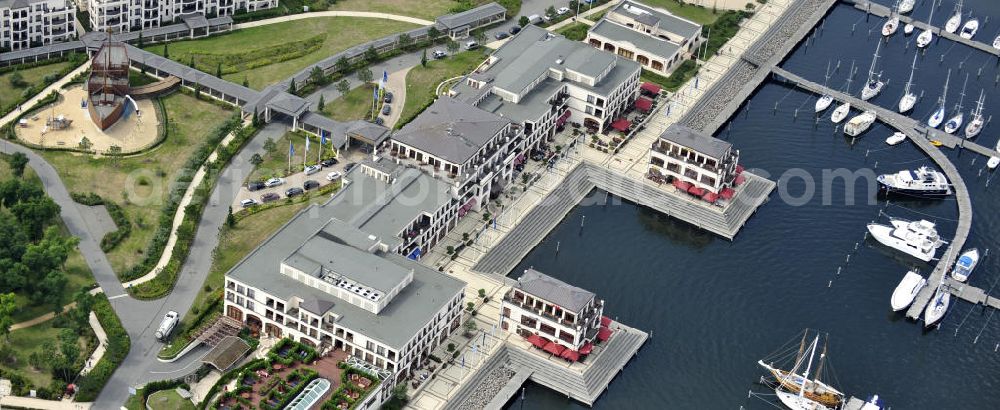 Rostock - Hohe Düne from the bird's eye view: Blick auf den Yachthafen Hohe Düne mit der gleichnamigen Yachthafenresidenz. View the marina Hohe Düne near Warnemünde.