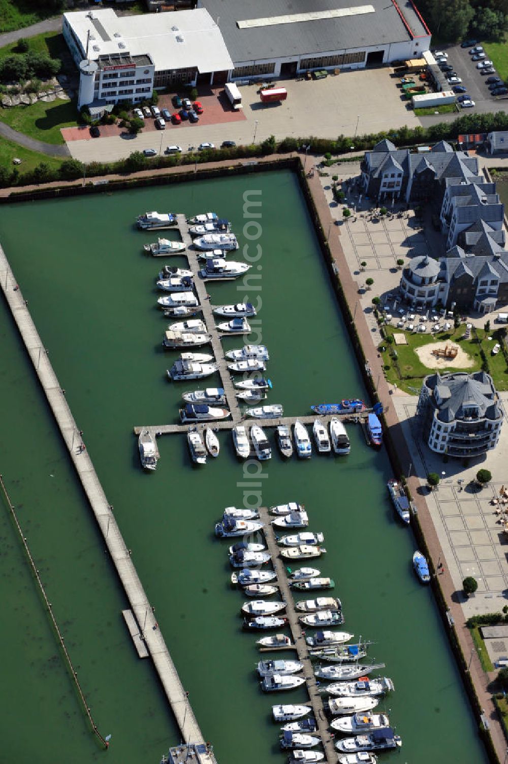 Aerial image Bergkamen - View of the yacht harbor at Marina Rünthe at the Datteln-Hamm canal in Bergkamen in North Rhine-Westphalia. It was built in 1939 as the port of the coal mine Werne. Then in 1995, was the conversion as a yacht harbor