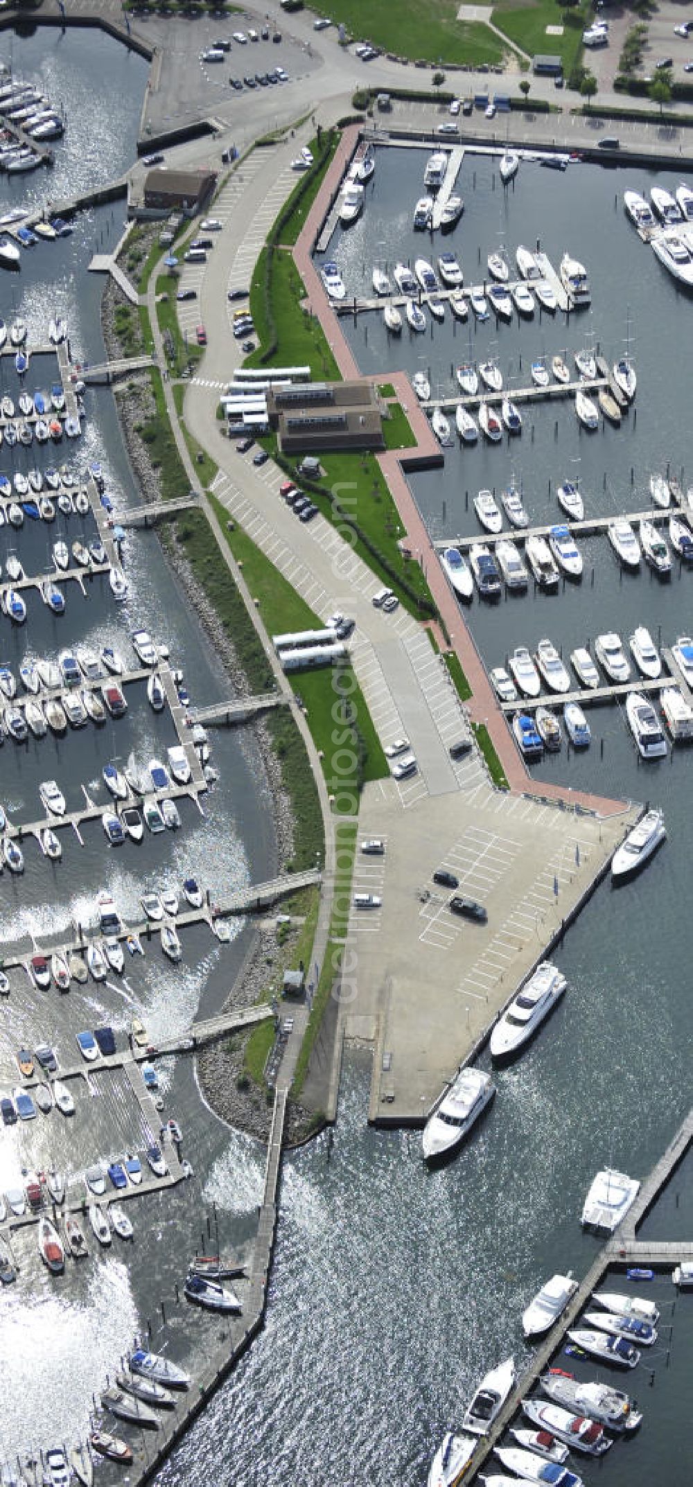 Neustadt in Holstein from the bird's eye view: Blick auf den Ostsee- Yachthafen An der Wiek 7-15 in 23730 Neustadt in Holstein . Die Marina wird betrieben durch die ancora Marina GmbH & Co. KG betrieben. View of the Baltic Sea Marina in 23730 Neustadt