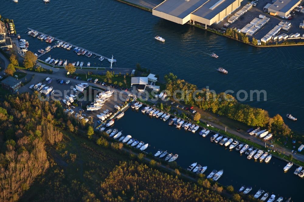 Castrop-Rauxel Pöppinghausen from above - Marina Pöppinghausen in Castrop-Rauxel in the state of North Rhine-Westphalia