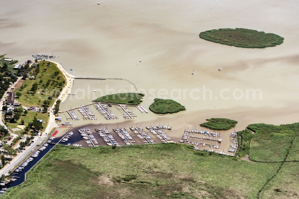 Breitenbrunn from the bird's eye view: Pleasure boat marina with docks and moorings on the shore area Neusiedler See in Breitenbrunn in Burgenland, Austria