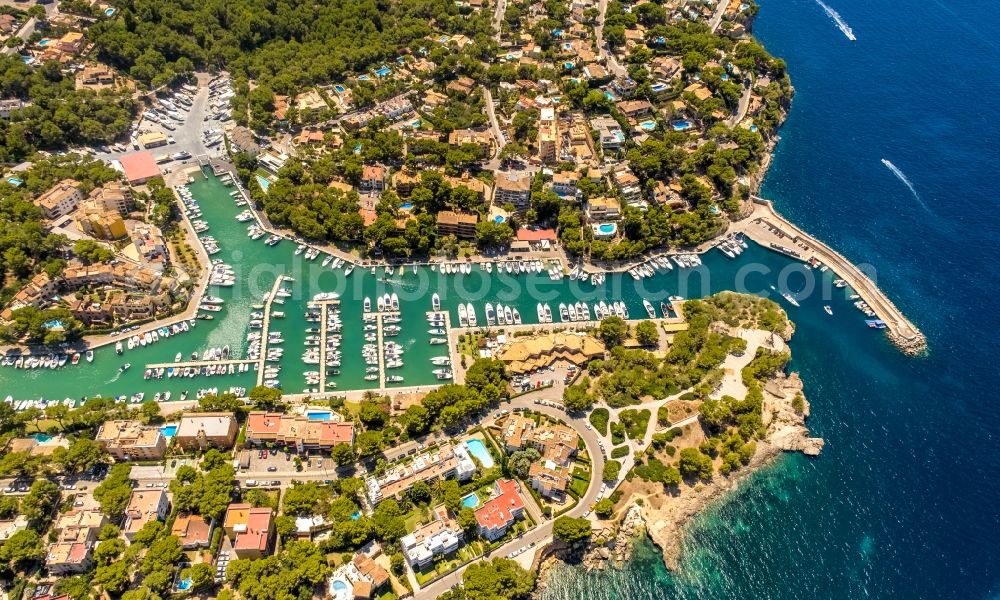 Aerial image Santa Ponsa - Pleasure boat marina with docks and moorings on the shore area of Balearic Sea in Santa Ponsa in Islas Baleares, Spain