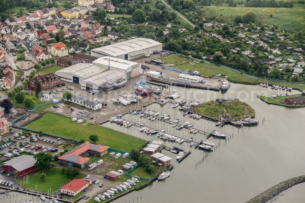 Barth from the bird's eye view: Pleasure boat marina with docks and moorings on the shore area in Barth in the state Mecklenburg - Western Pomerania, Germany