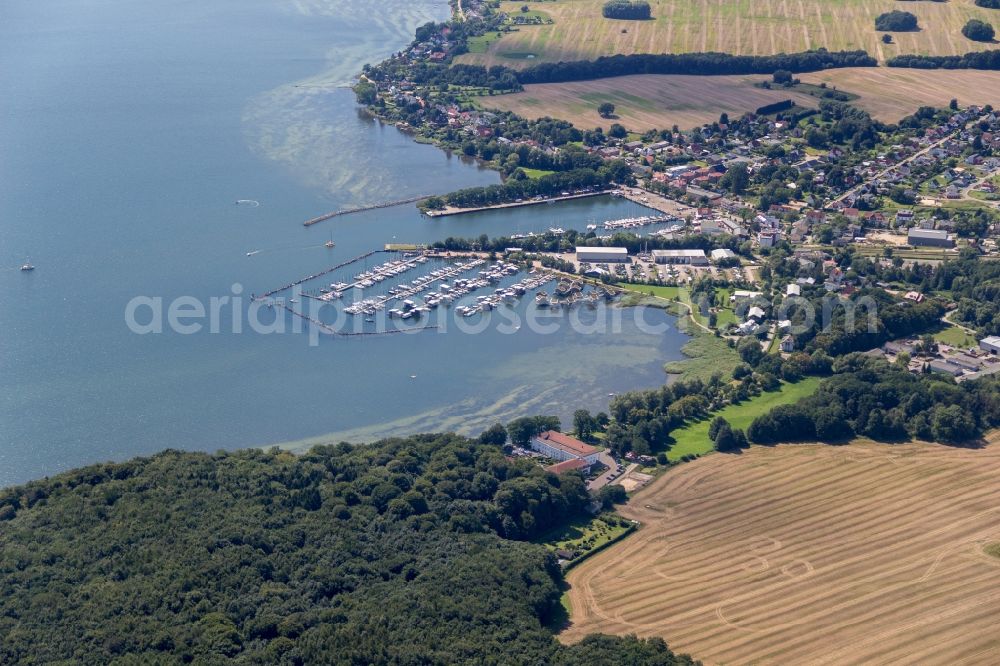 Aerial photograph Putbus - Pleasure boat marina with docks and moorings on the shore area Lauterbach in Putbus in the state Mecklenburg - Western Pomerania, Germany