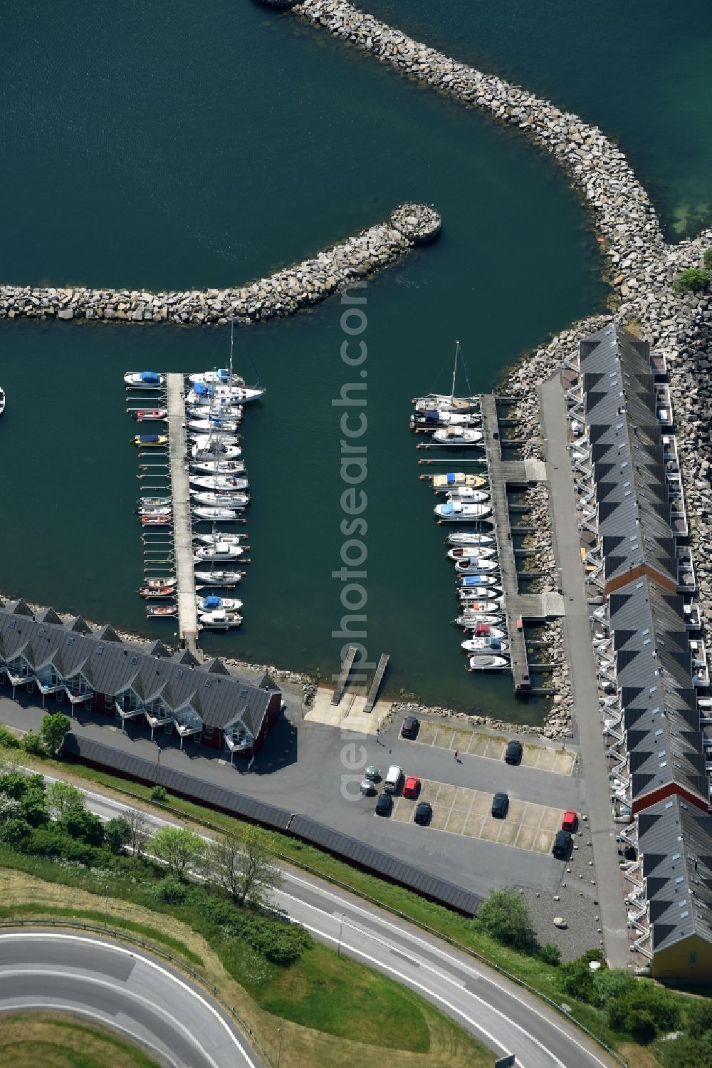 Aerial photograph Hasle - Pleasure boat marina with docks and moorings on the shore area of Baltic Sea in Hasle in Hovedstaden, Denmark