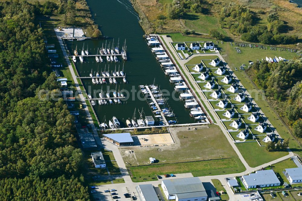 Aerial photograph Peenemünde - Pleasure boat marina with docks and moorings on the shore area Peenemuende in Peenemuende in the state Mecklenburg - Western Pomerania, Germany