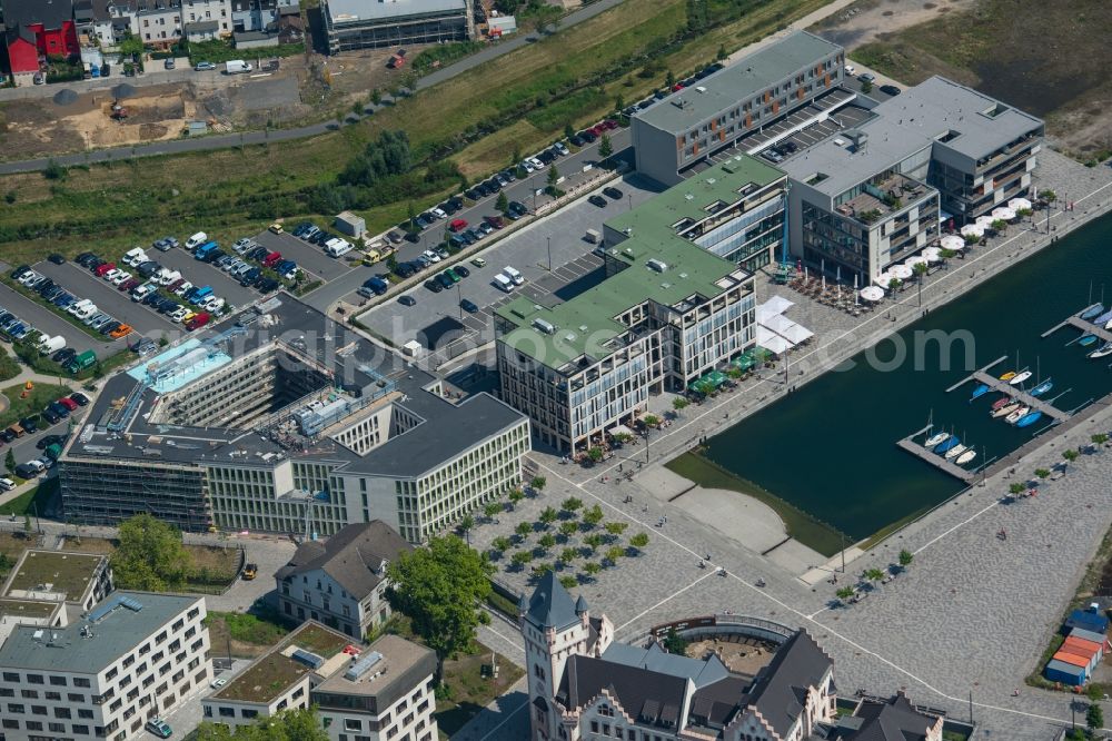 Aerial photograph Dortmund - Pleasure boat marina with docks and moorings on the shore area of Phoenixsee in Dortmund in the state North Rhine-Westphalia