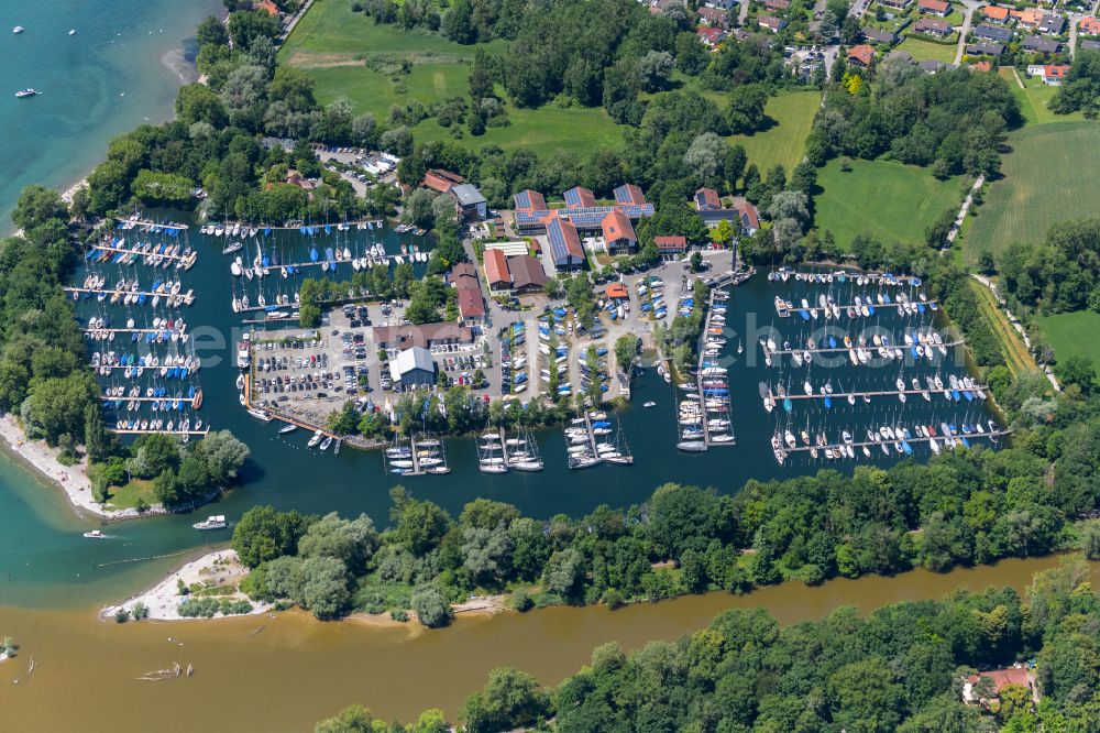 Langenargen from the bird's eye view: Marina with sports boat moorings and boat moorings on the shore area of a??a??Lake Constance BMK Yachthafen Langenargen in Langenargen on Lake Constance in the state Baden-Wuerttemberg, Germany