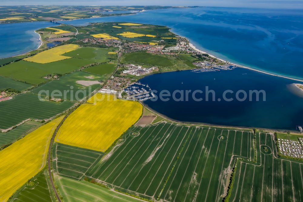 Aerial image Großenbrode - Pleasure boat marina with docks and moorings on the shore area Grossenbroder Binnensee in Grossenbrode in the state Schleswig-Holstein, Germany