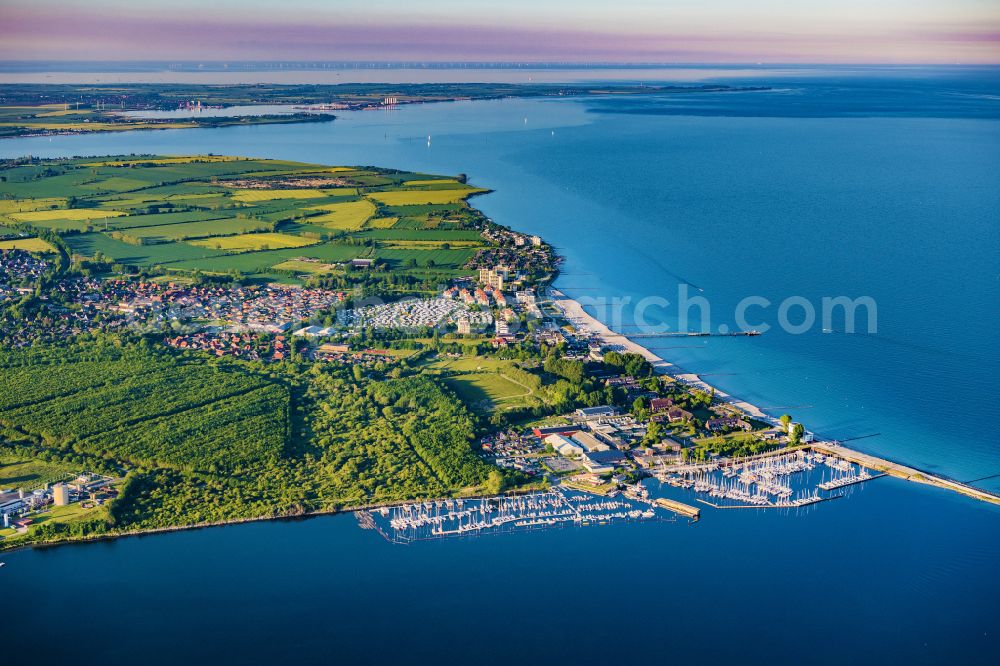 Aerial image Großenbrode - Pleasure boat marina with docks and moorings on the shore area Grossenbroder Binnensee in Grossenbrode in the state Schleswig-Holstein, Germany