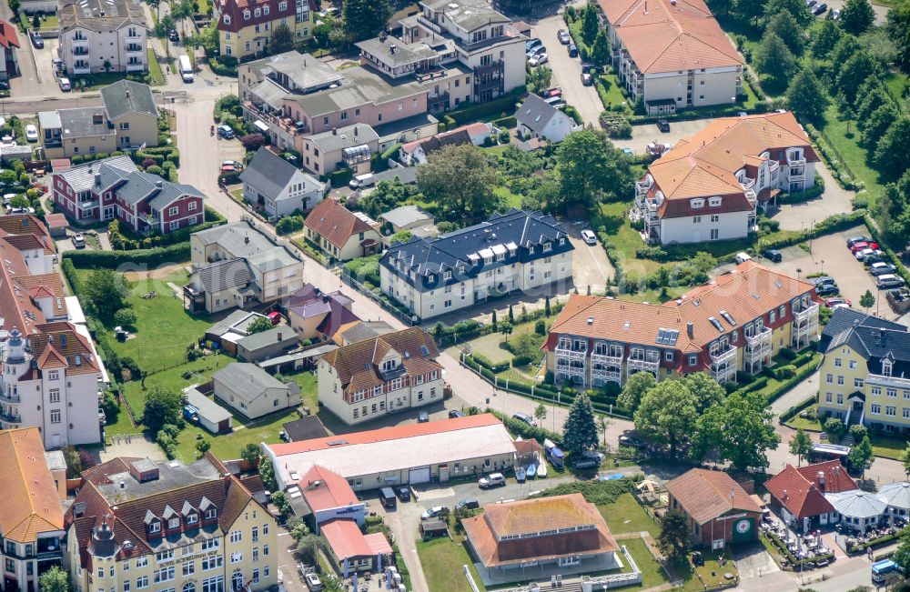 Ostseebad Kühlungsborn from above - Pleasure boat marina with docks and moorings on the shore area of Baltic Sea on street Hafenstrasse in Ostseebad Kuehlungsborn Hafenstrasse in the state Mecklenburg - Western Pomerania, Germany